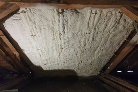 Izolace podkroví měkkou PUR pěnou